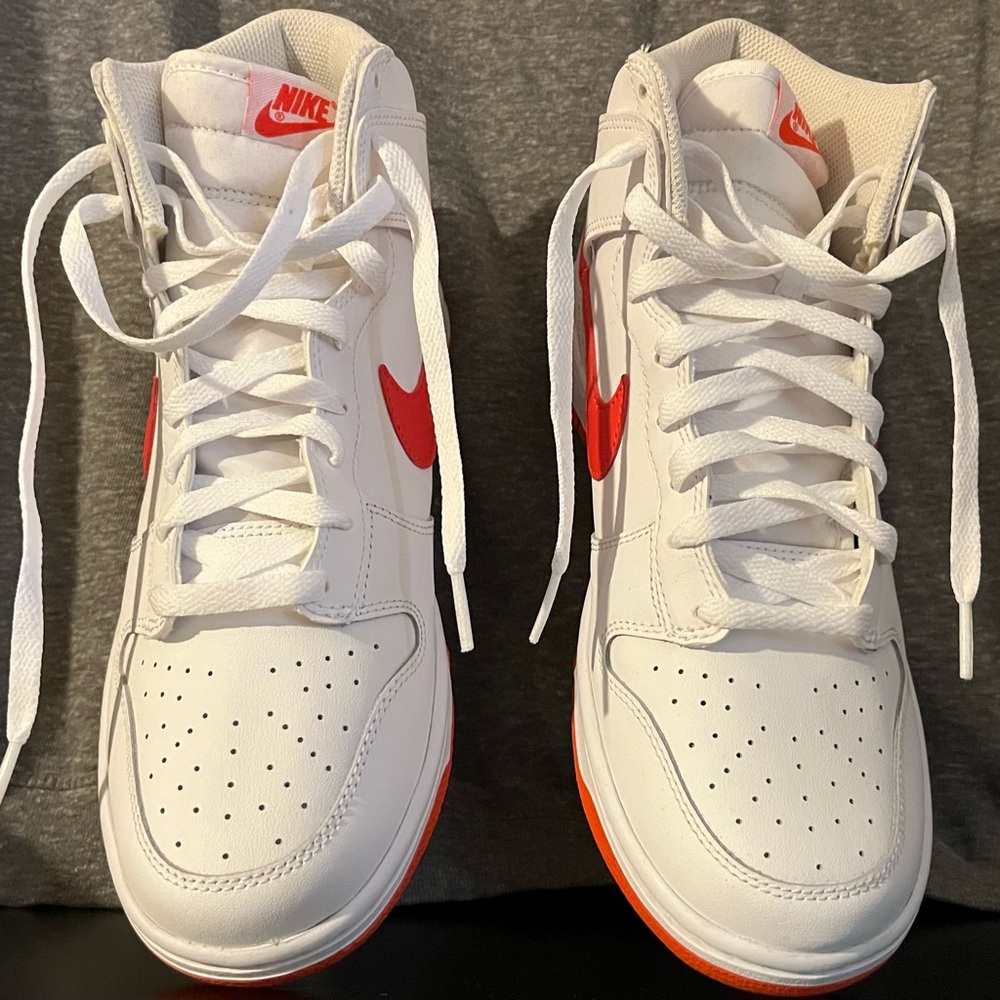 Nike White and Red High-Top Sneakers - Picture 2 of 4